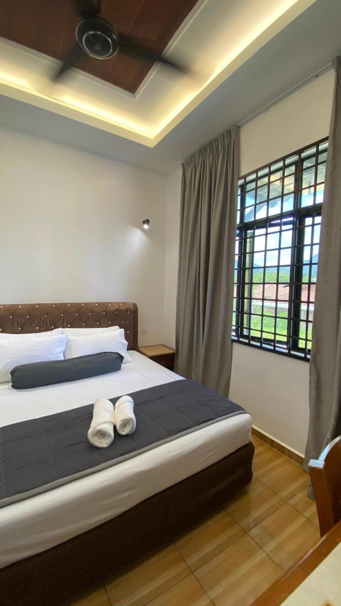 Eleven25 Roomstay ドゥングン エクステリア 写真