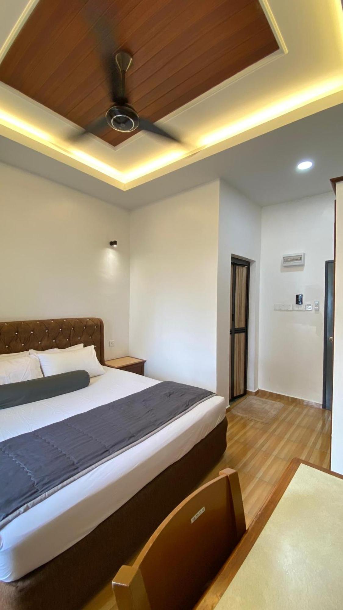 Eleven25 Roomstay ドゥングン エクステリア 写真