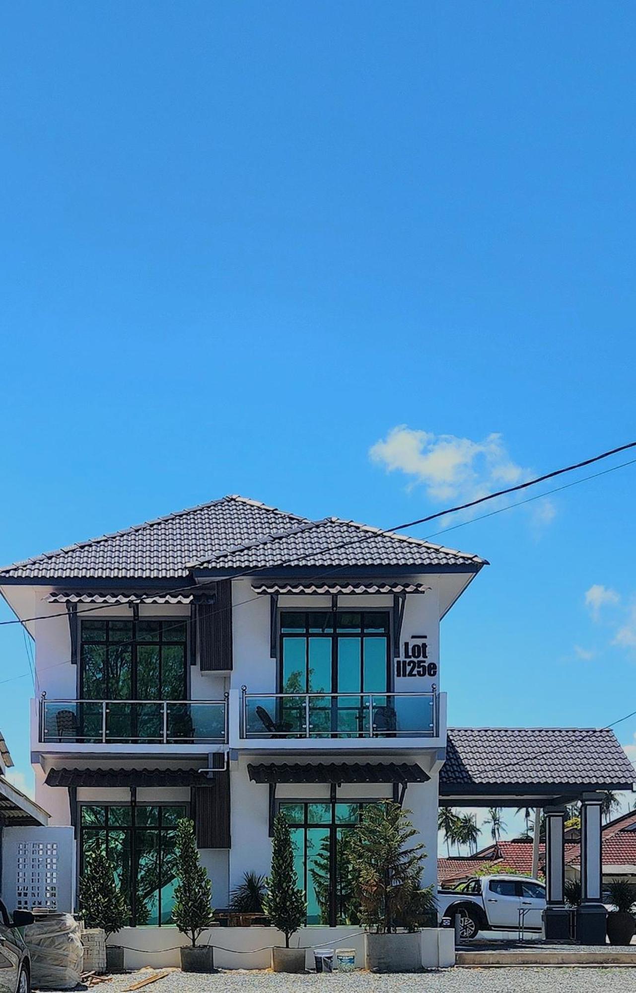 Eleven25 Roomstay ドゥングン エクステリア 写真